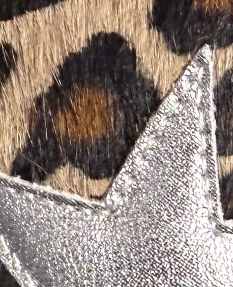 Leo Camel Haki Silver